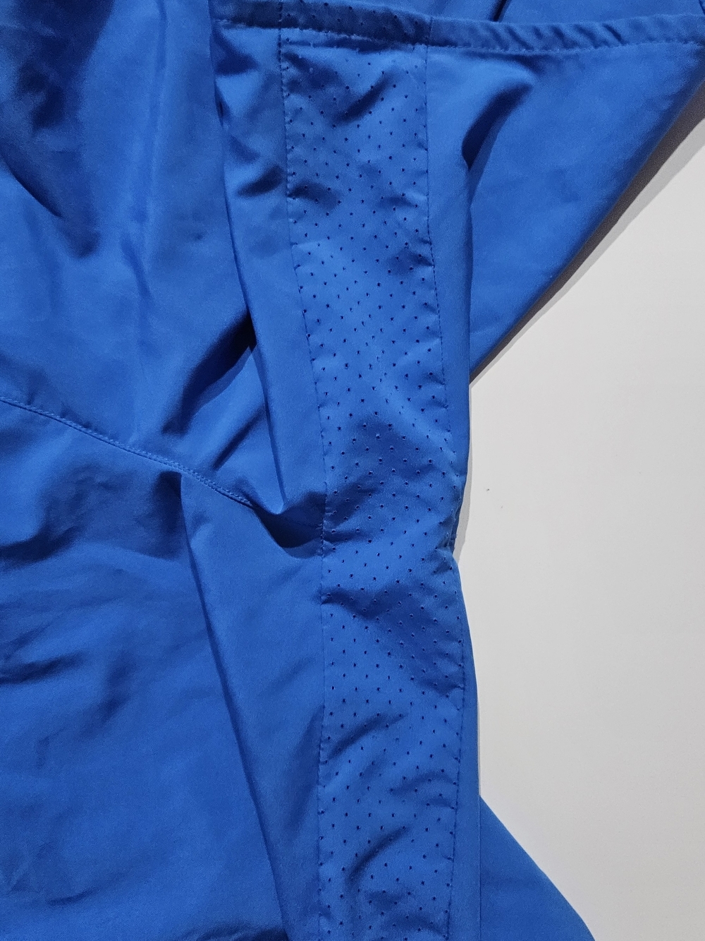 Nike Men’s Bright Blue Athletic Shorts with Silver Swoosh - Picture 12 of 13